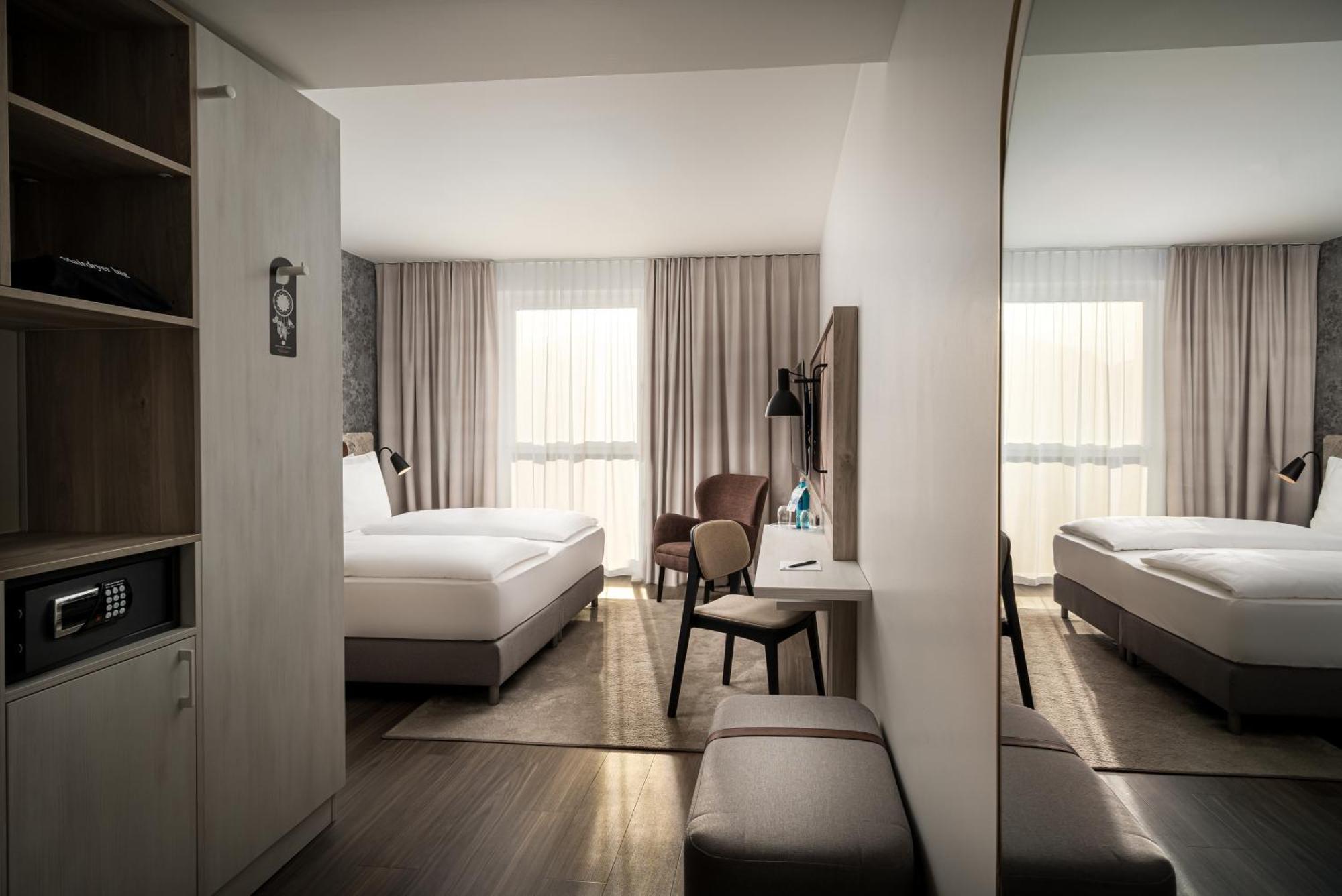 Arthotel Ana Amber Rostock Exterior photo